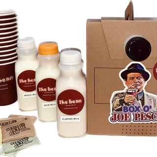 Box of Hot Tea (Serves 8 to 10 People)