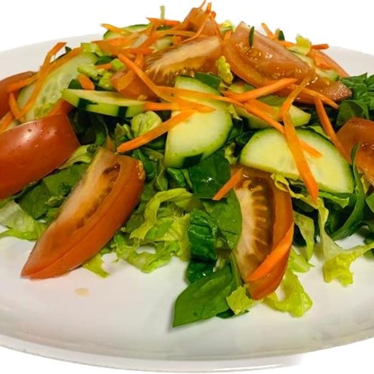 Fresh Salad Options for Health-Conscious Diners